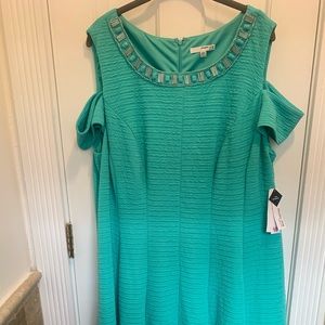 Studio One Mint Cold Shoulder Textured Dress